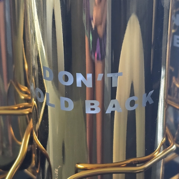 **SOLD**Who's Your Caddy 4 Glasses w/ Carrier - Picture 4 of 7